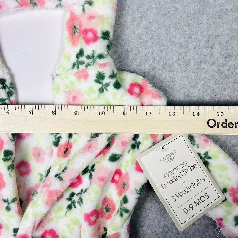 Modern Baby Bathrobe Infant 0-9 Months Pink Floral Plush Hooded Robe NWT